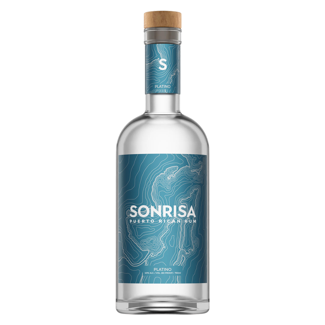 Sonrisa Platino Rum